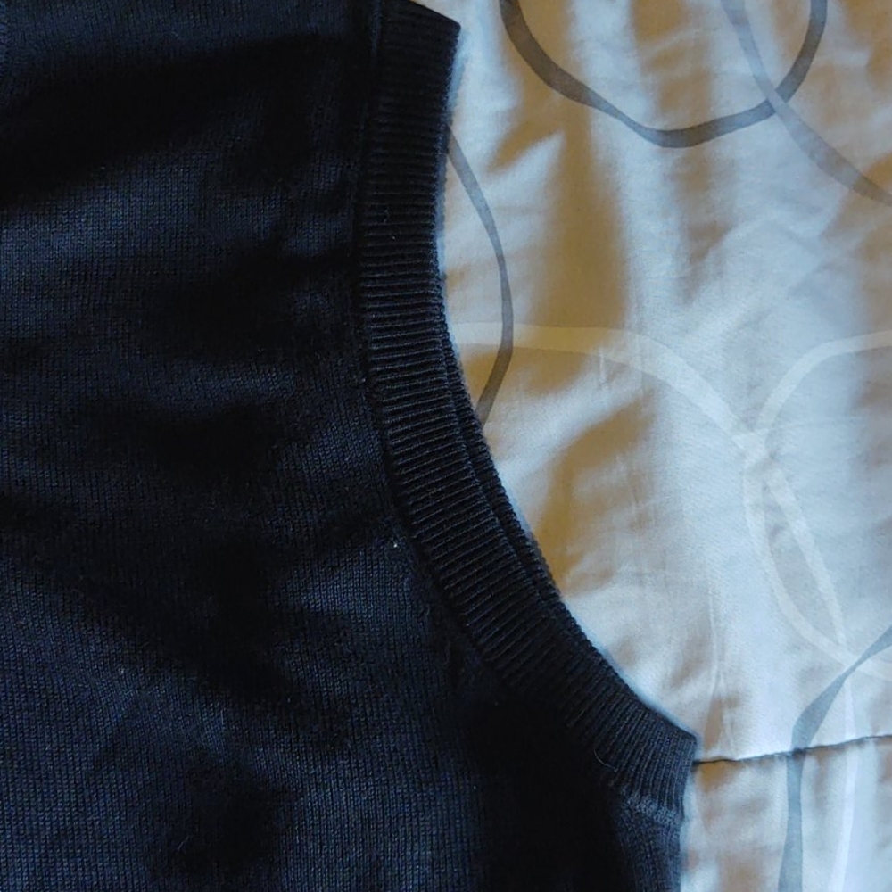 SWEATER VEST - Picture 4 of 6